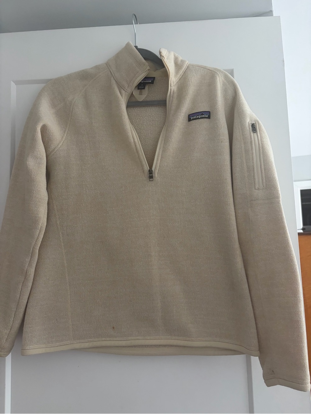 Patagonia Women Cream Quarter-Zip Sweater